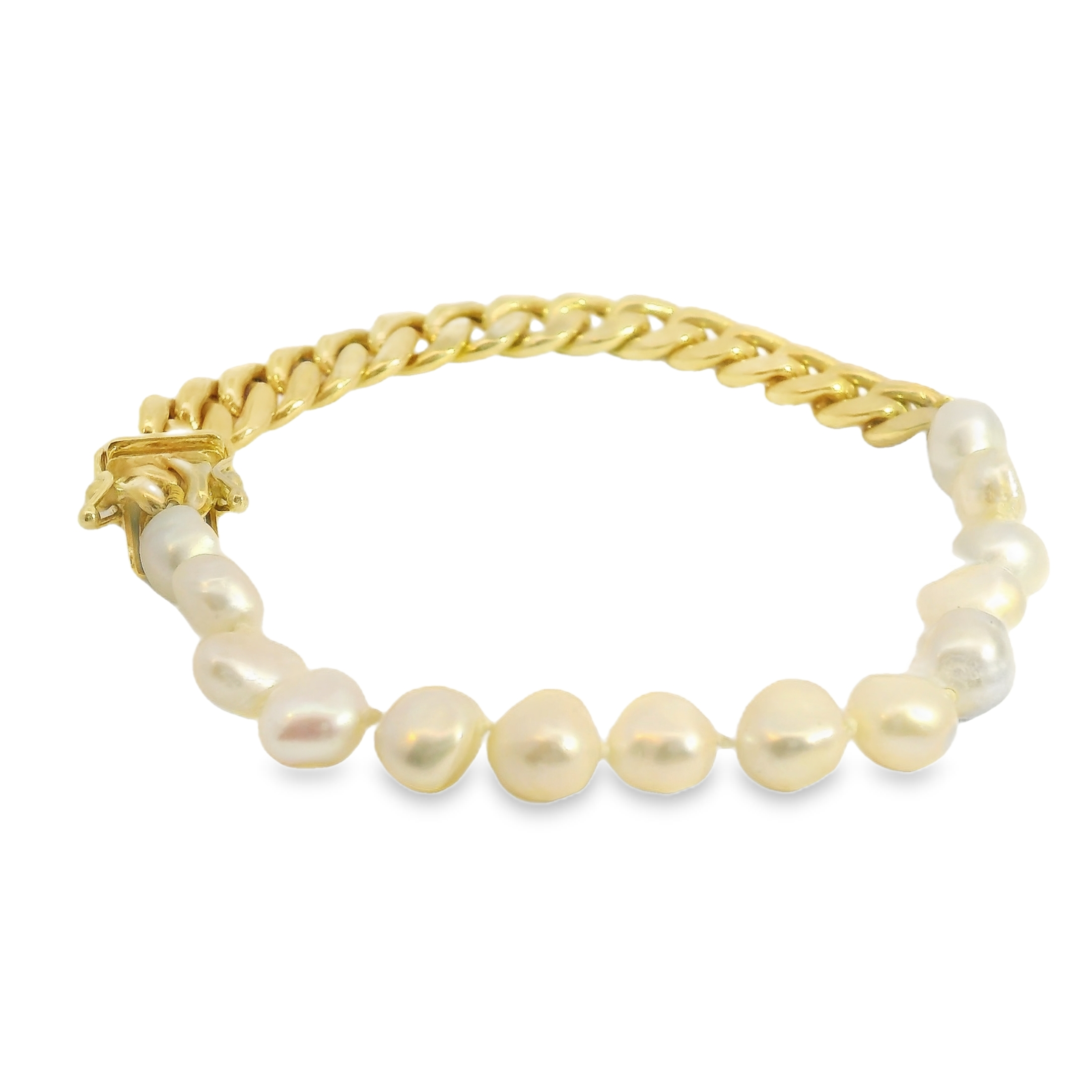 Pearl and Cuban Link Gold Bracelet