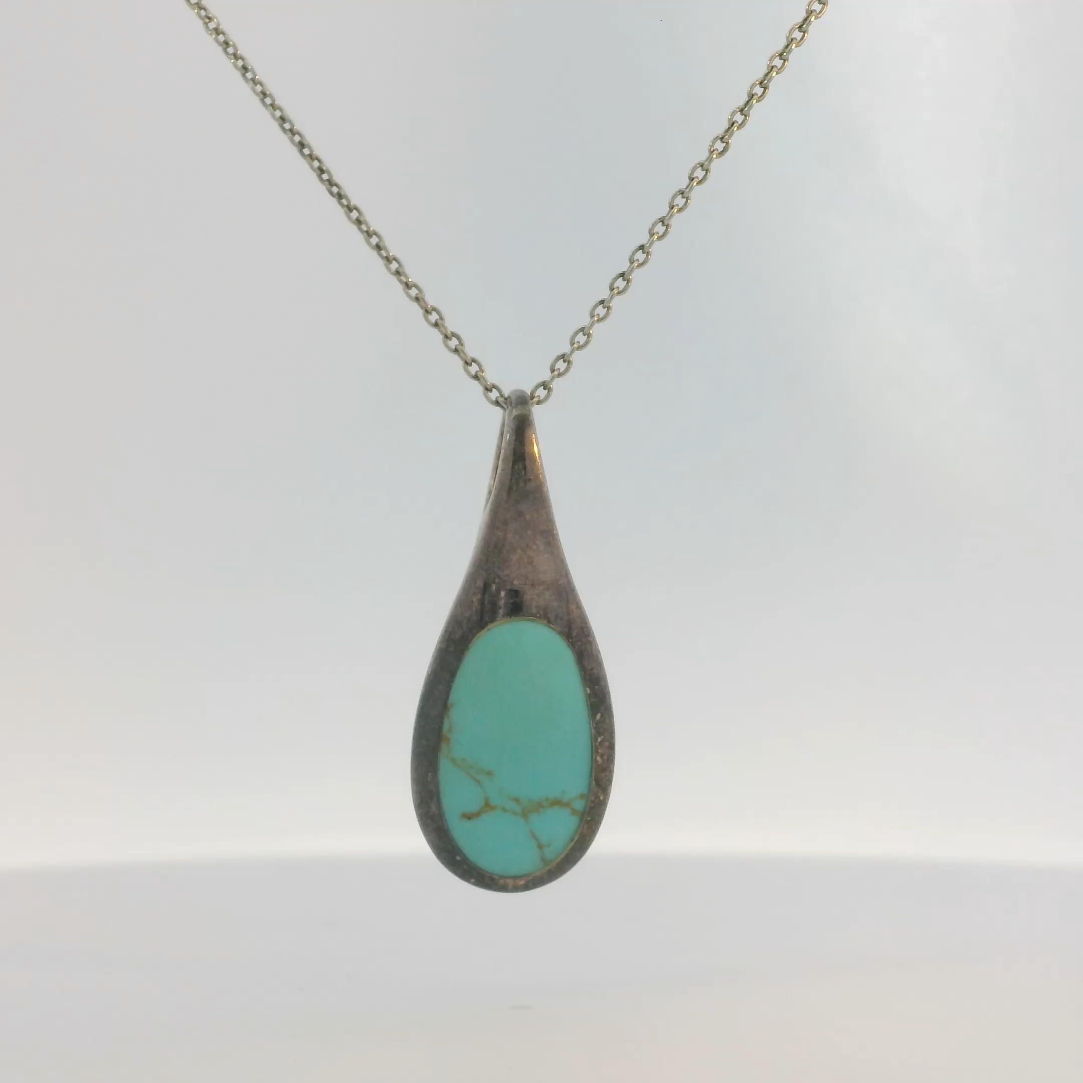 Turquoise Pendant Necklace & Pendant