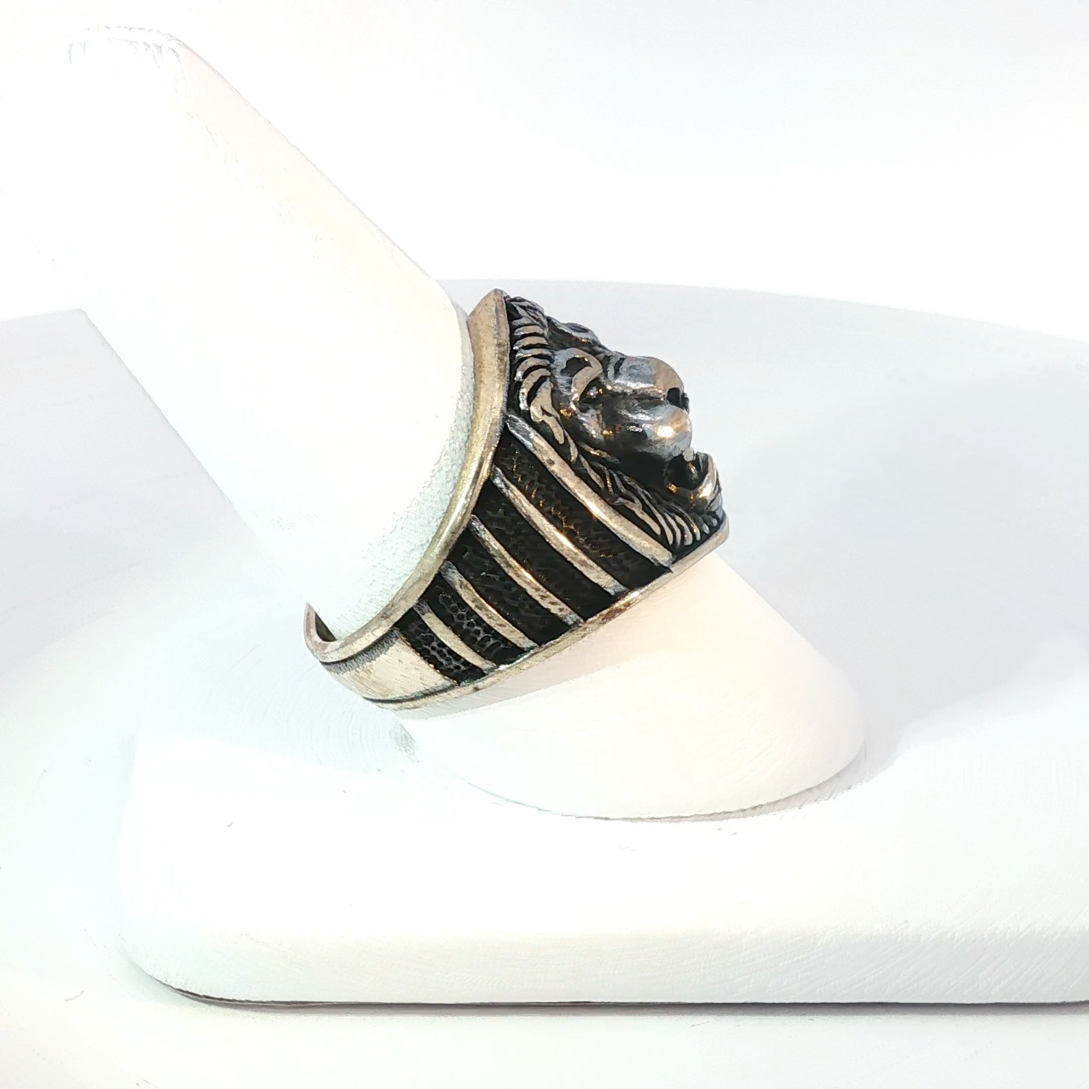 Silver Lion Head Signet Ring