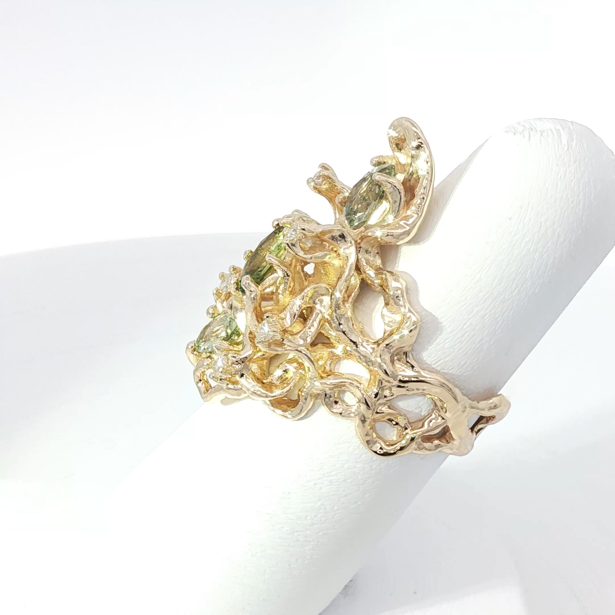 Yellow Gold Cocktail Ring with Multi-Shaped Sapphires