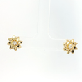 Load image into Gallery viewer, Yellow Gold Stud Earrings with Round Brilliant Diamond

