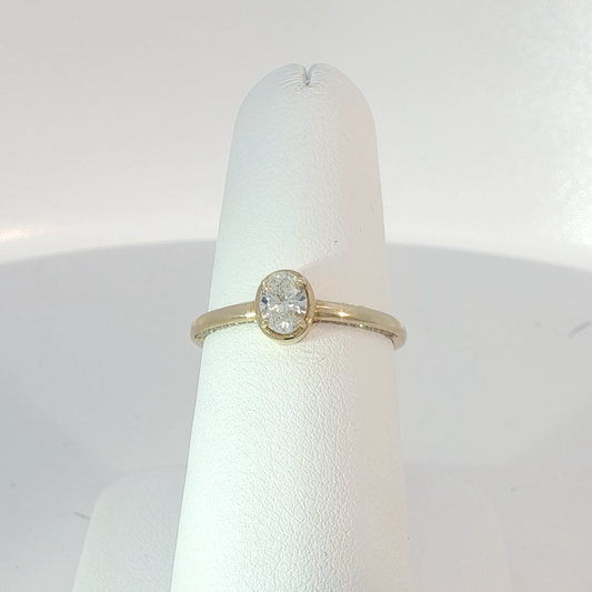Oval Cut Diamond Ring