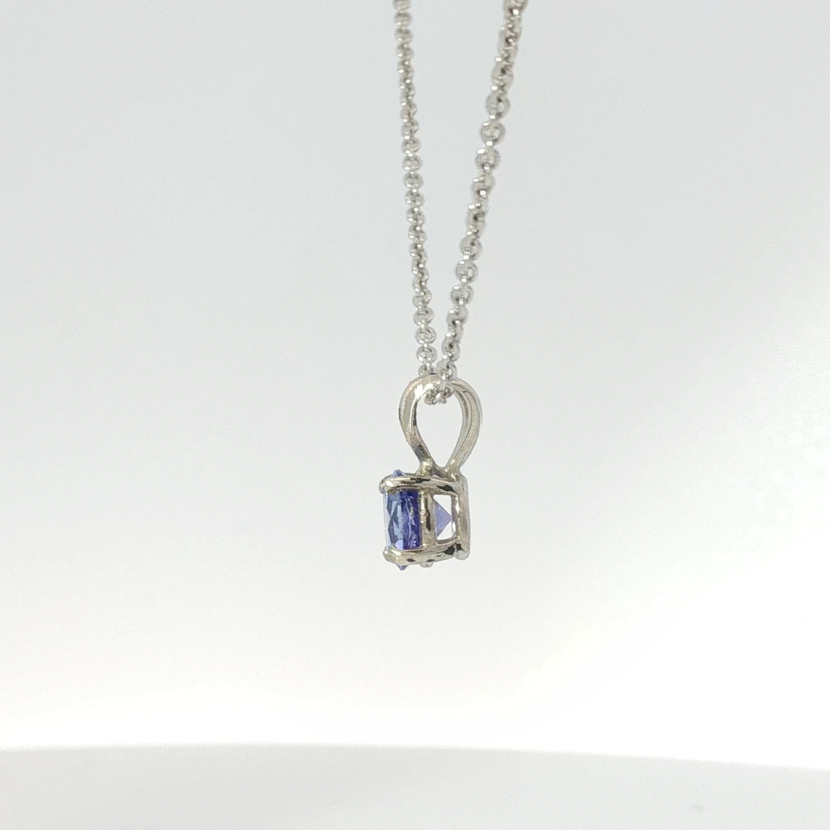 Round Tanzanite Solitaire Pendant in White Gold