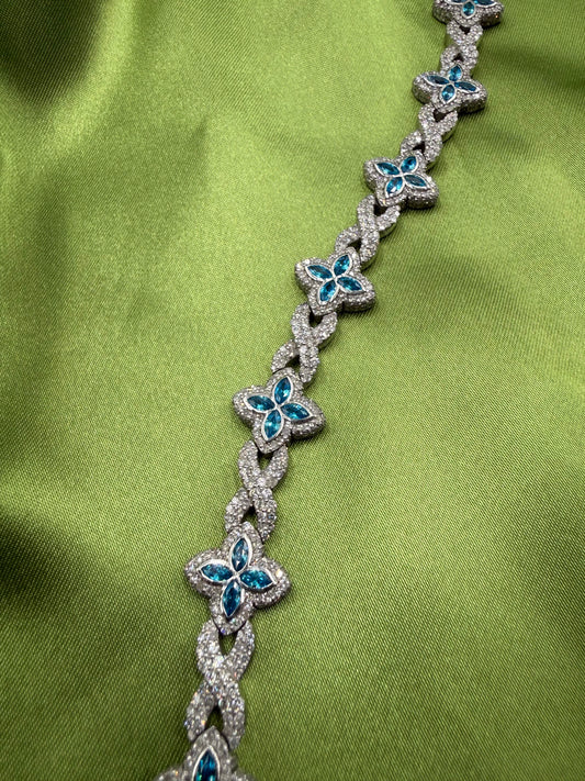 SIlver Floral Infinity Link Bracelet