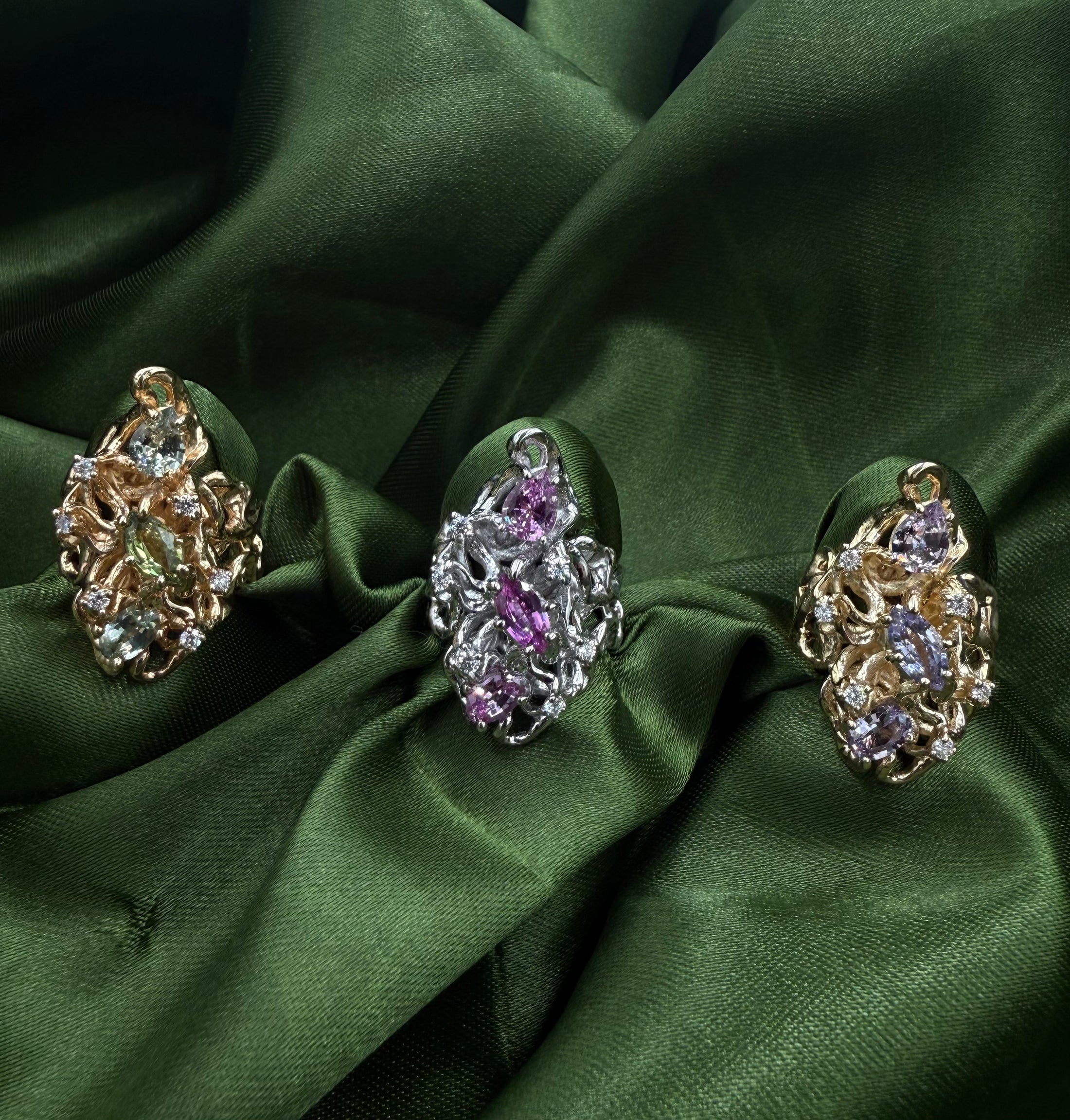 The "Tres Vidas" Ring Collection