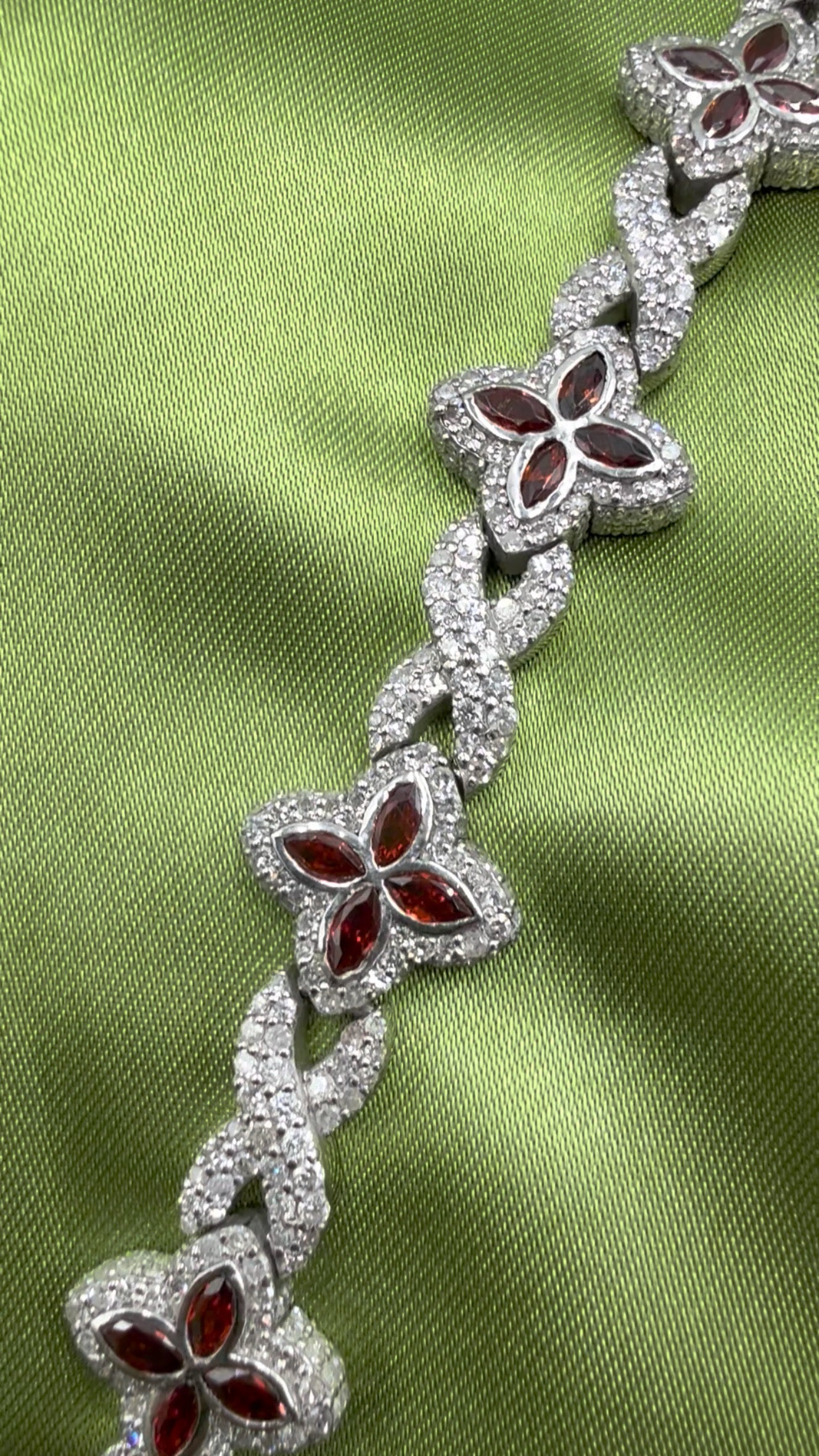 SIlver Floral Infinity Link Bracelet