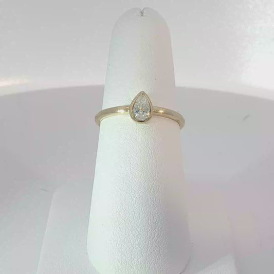 Pear Cut Diamond Solitaire Ring in Yellow Gold